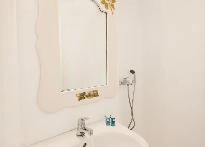 Delphines Mykonos Town