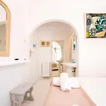 Delfines 2* Mykonos Town